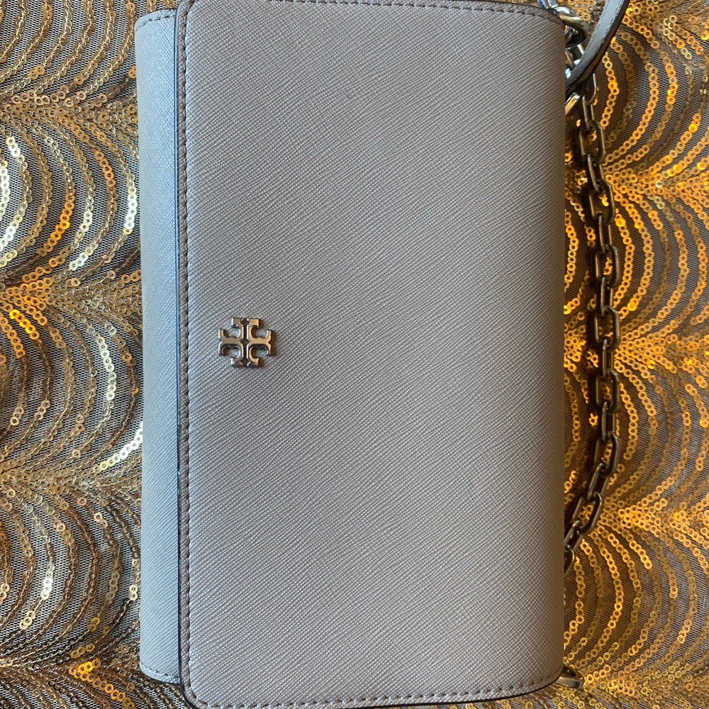 Tory Burch Emerson chain wallet